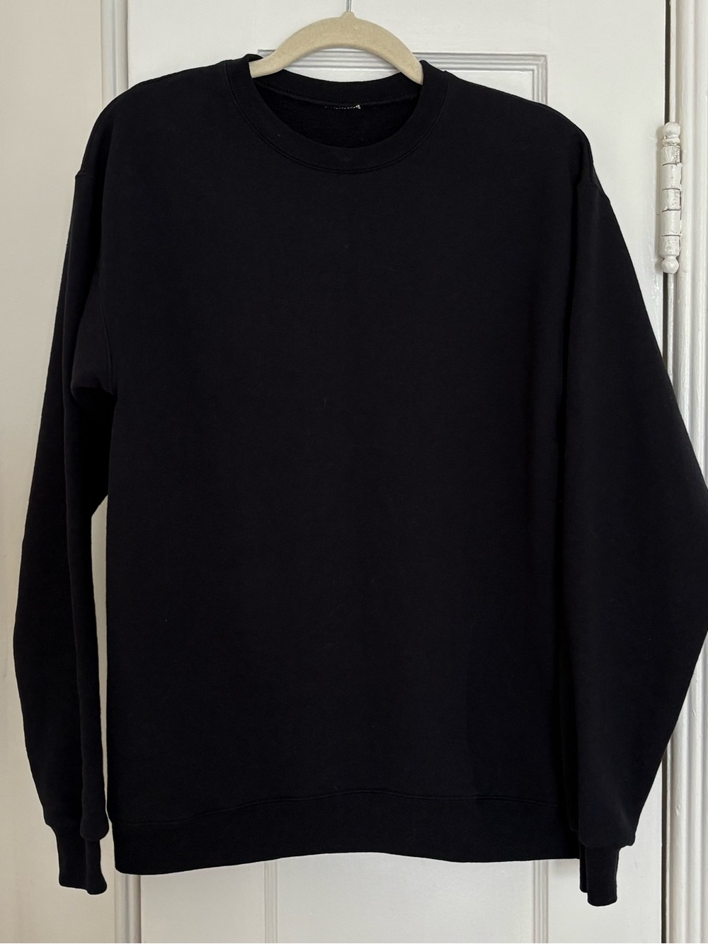 Black Crewneck Sweatshirt - Classic Ribbed Collar